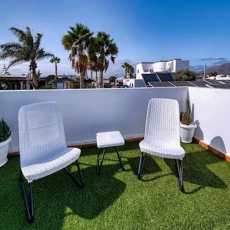 Aurelia-pool, Jacuzzi And Solarium * Playa Blanca (Lanzarote)