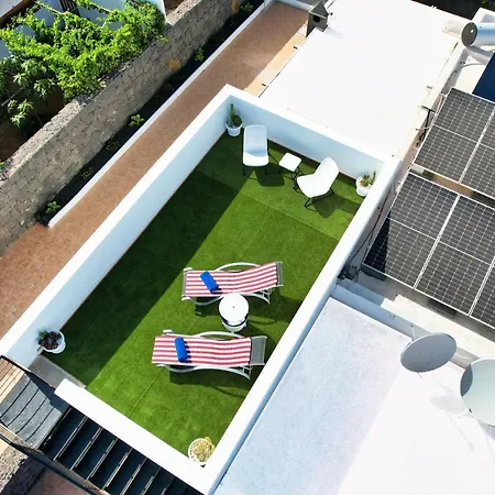 Aurelia - Pool, Jacuzzi, Bbq And Ping-pong By Lanzarote