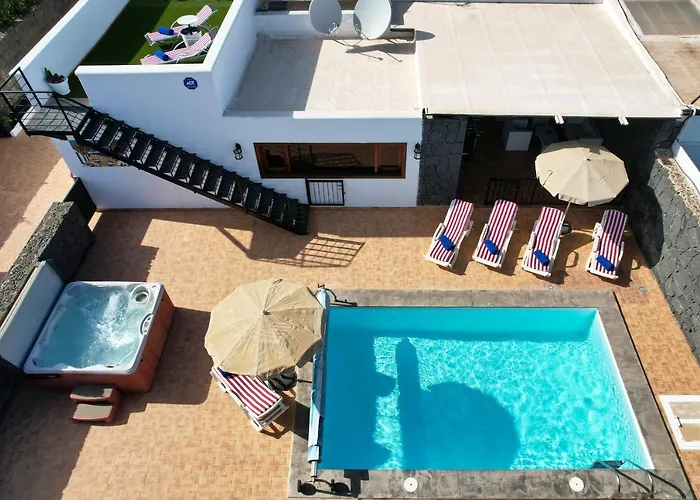 Aurelia - Pool, Jacuzzi, Bbq And Ping-pong By Lanzarote Villa Playa Blanca (Lanzarote)