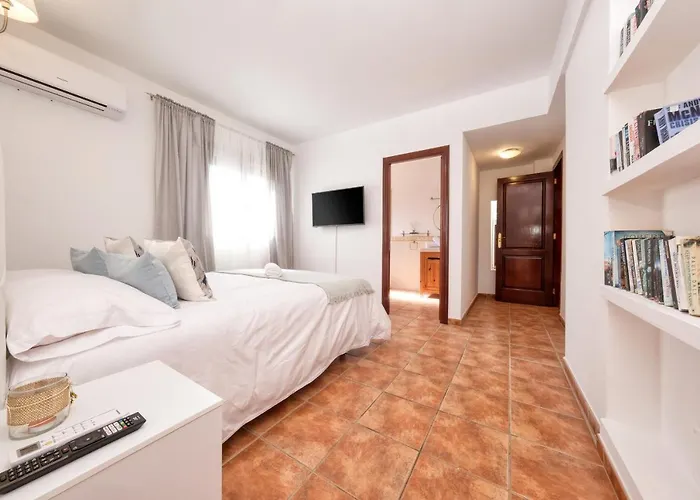 Aurelia - Pool, Jacuzzi, Bbq And Ping-pong By Lanzarote *