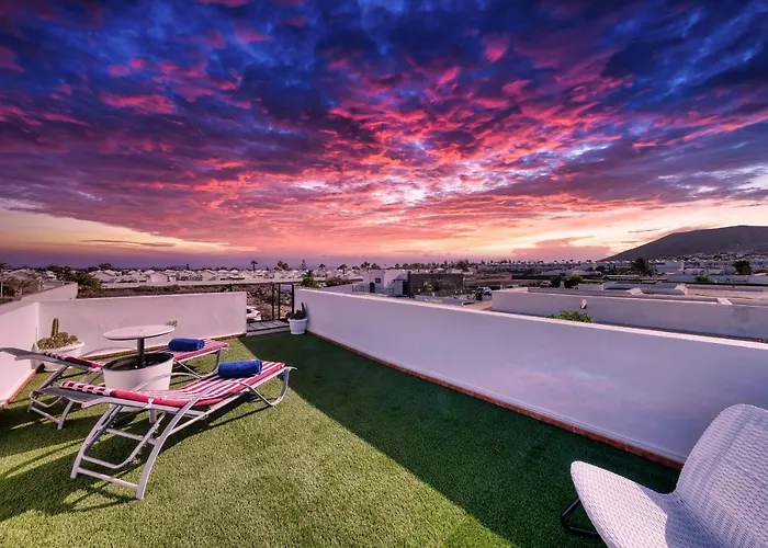 Aurelia - Pool, Jacuzzi, Bbq And Ping-pong By Lanzarote Playa Blanca (Lanzarote)