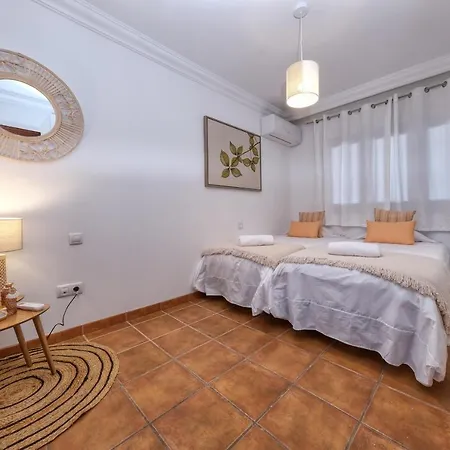 Aurelia - Pool, Jacuzzi, Bbq And Ping-pong By Lanzarote * Playa Blanca (Lanzarote)